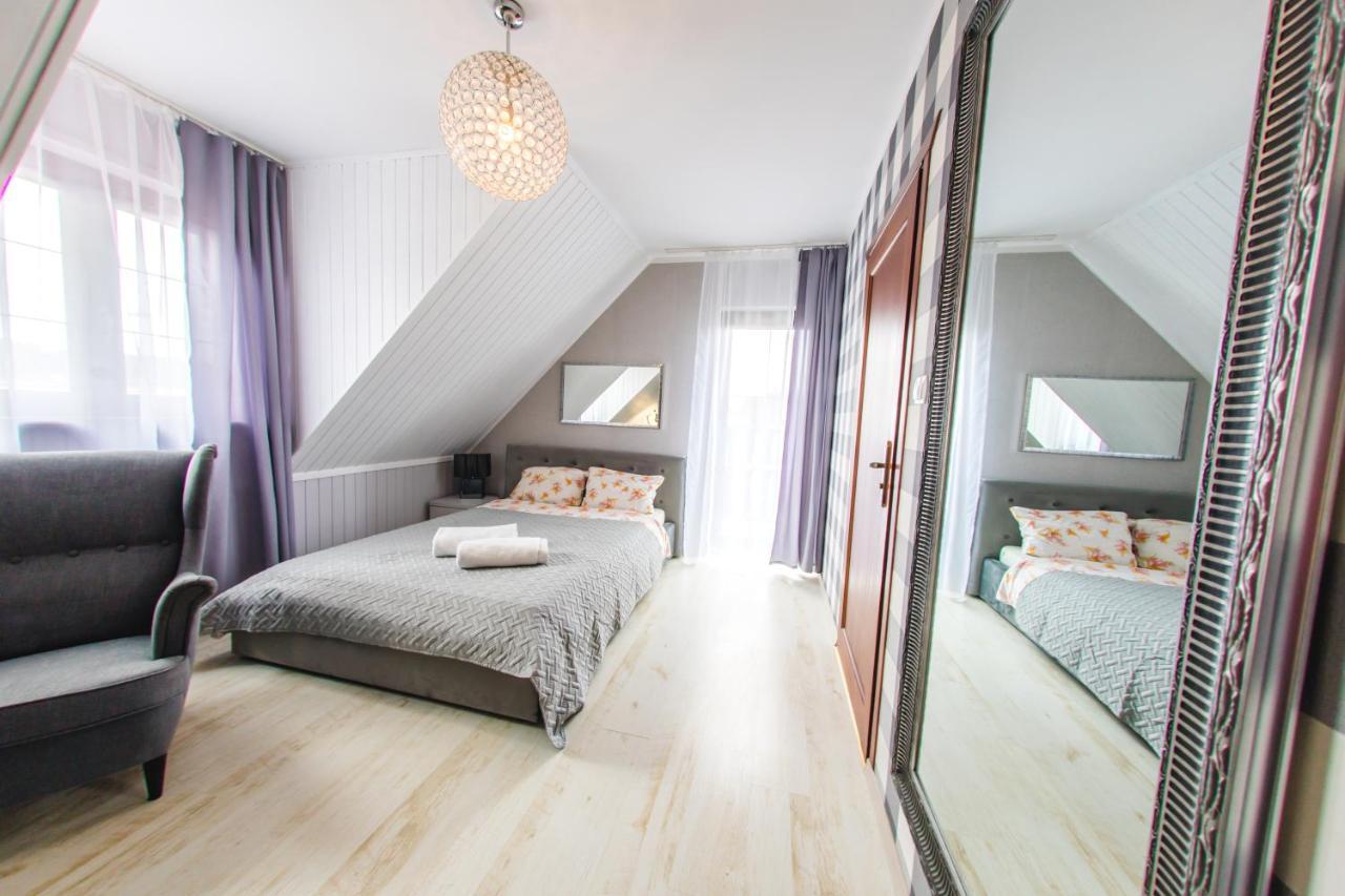Апартаменты Gosciniec Pod Lipa Миколайки Экстерьер фото