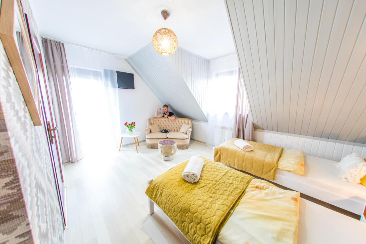 Апартаменты Gosciniec Pod Lipa Миколайки Экстерьер фото